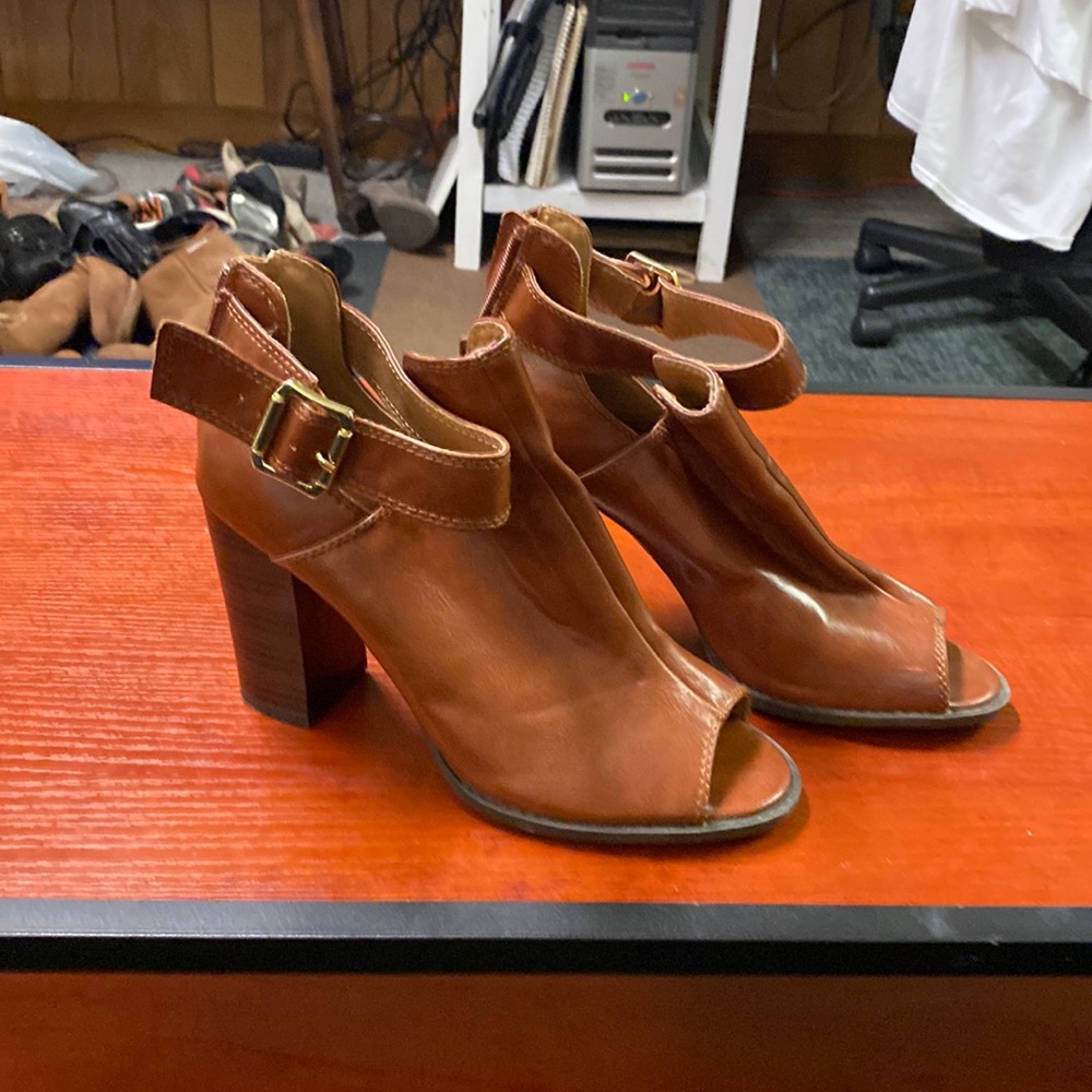 Fioni peeptoe block heel boots - Picture 1 of 5